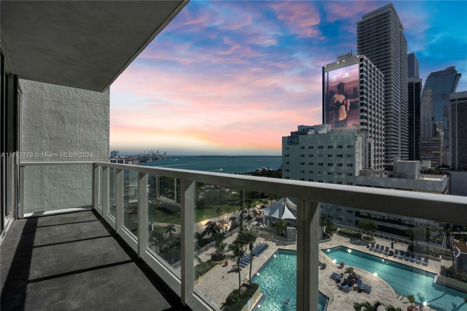 Property Photo:  244 Biscayne Blvd 1505  FL 33132 