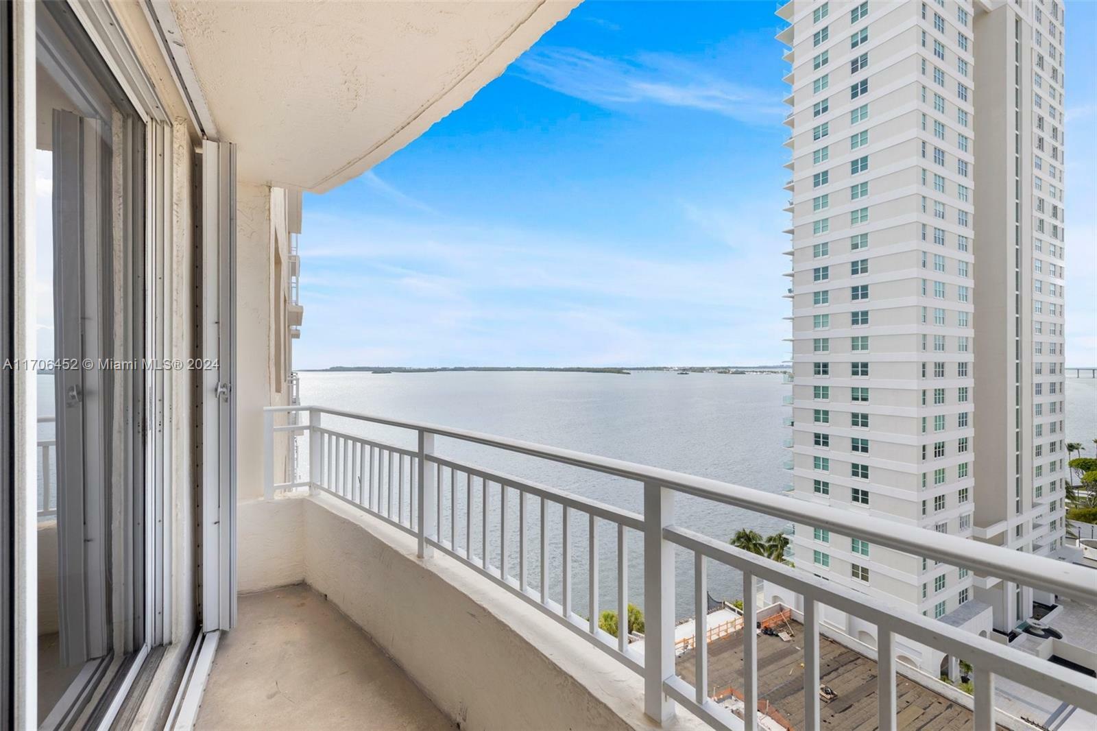 Property Photo:  770 Claughton Island Dr 1510  FL 33131 