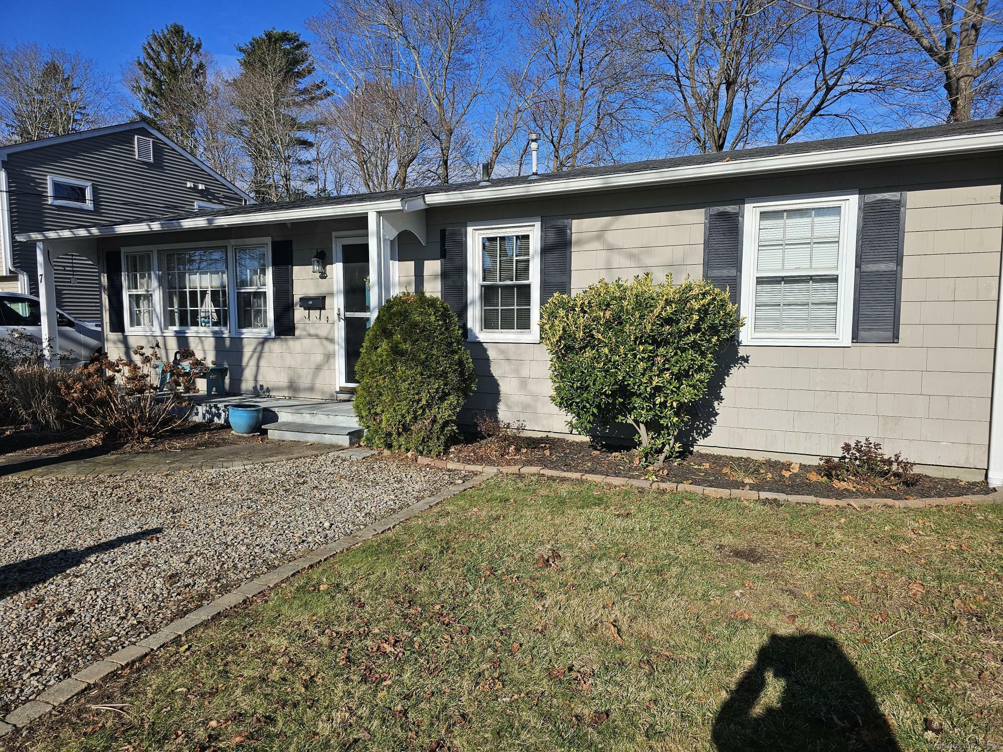 Property Photo:  7 South Broad Street  CT 06379 