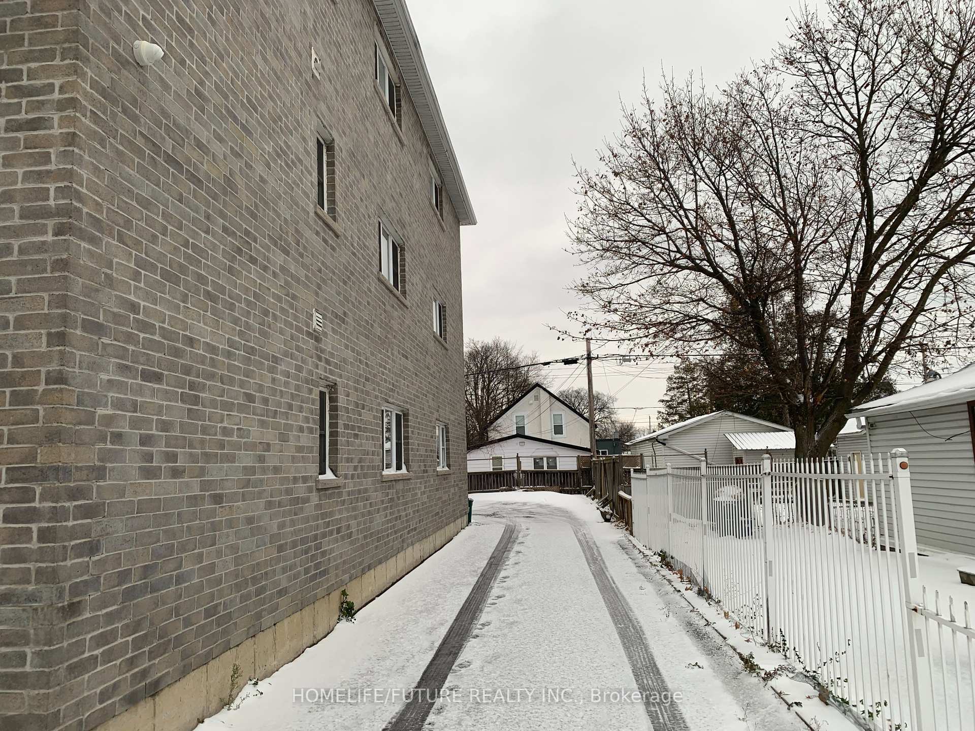 Property Photo: 115 Celina Street ON L1H 4N3
