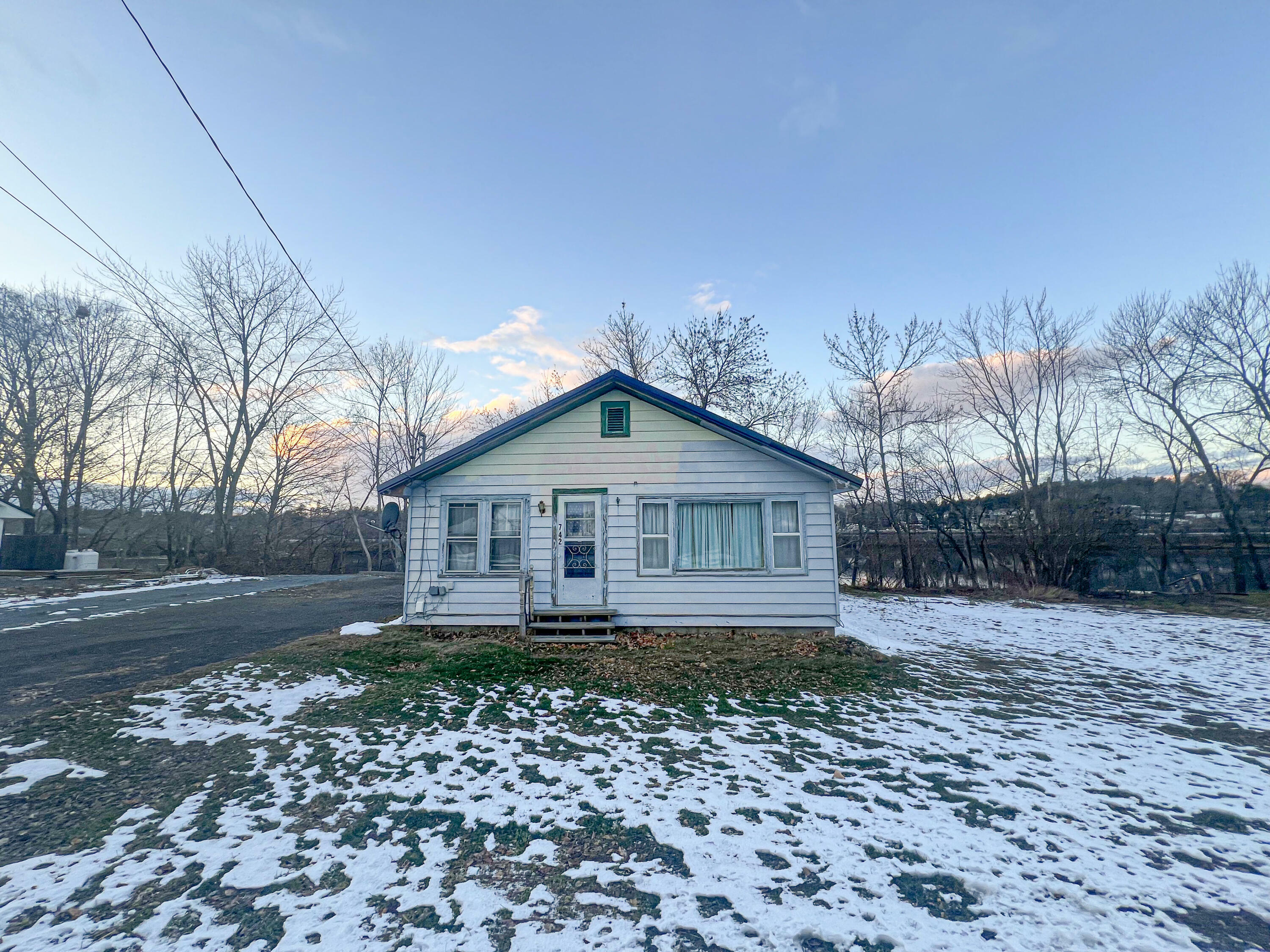 Property Photo: 742 N Main Street ME 04412