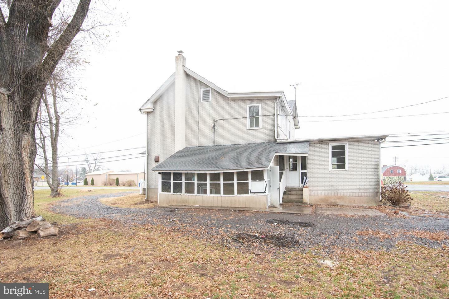 Property Photo:  924 Bethlehem Pike  PA 18915 