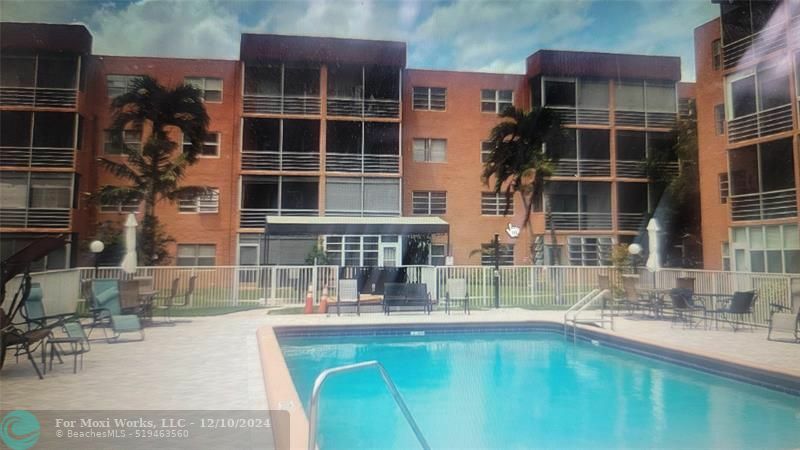 Property Photo:  3048 E Sunrise Lakes Dr 112  FL 33322 