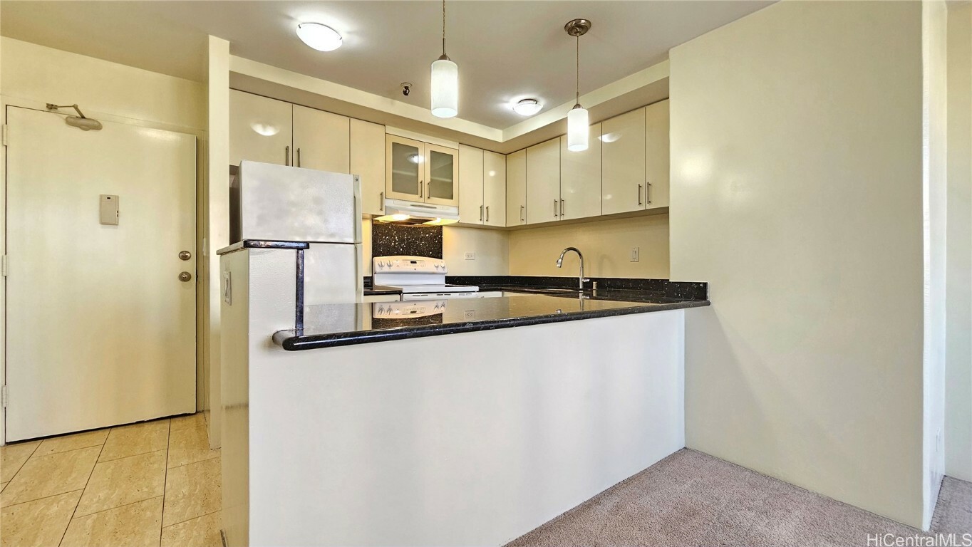 Property Photo:  2499 Kapiolani Boulevard 401  HI 96826 