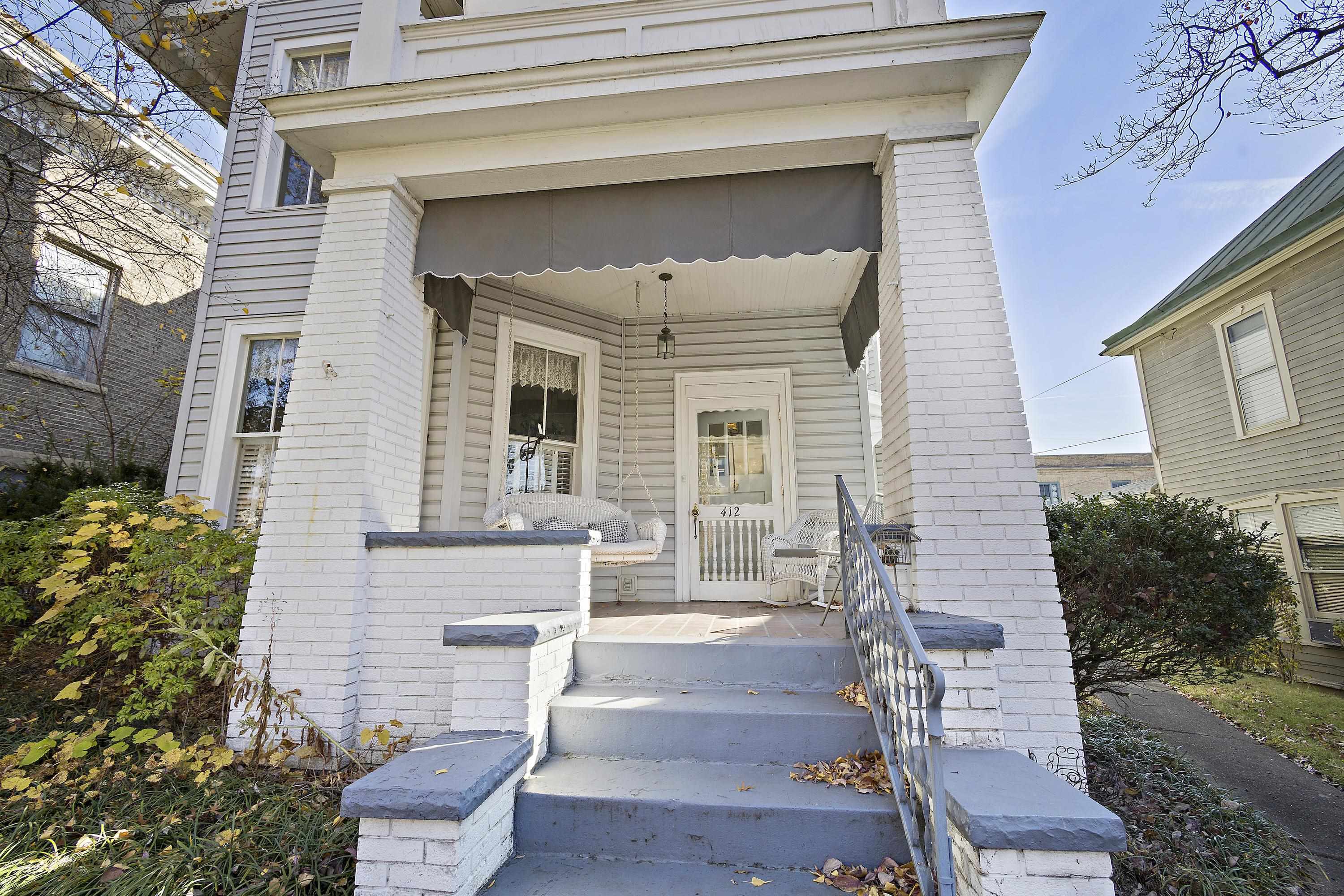 Property Photo: 412 Park Avenue OH 45638