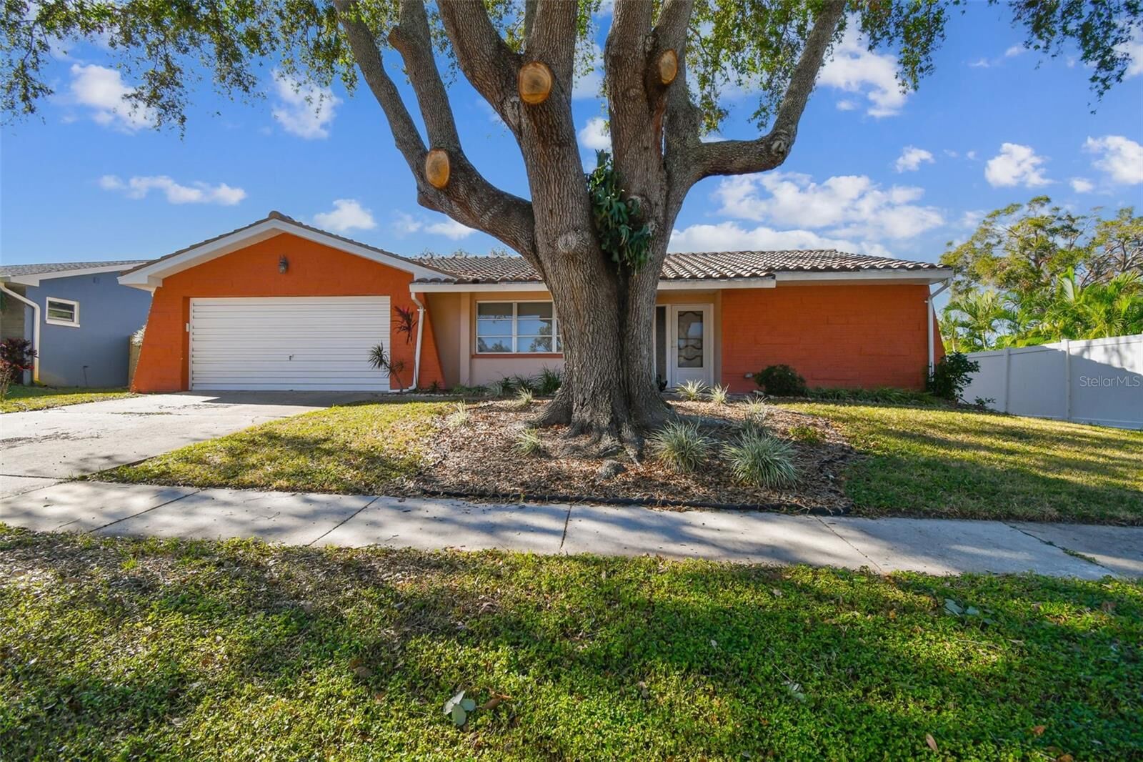 Property Photo:  465 Meadowlark Lane  FL 34683 