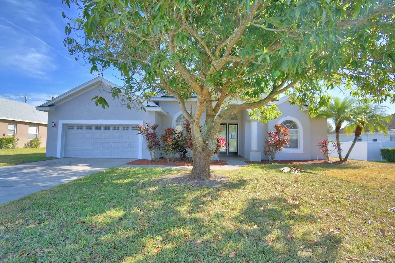 Property Photo:  7335 Bent Grass Drive  FL 33884 