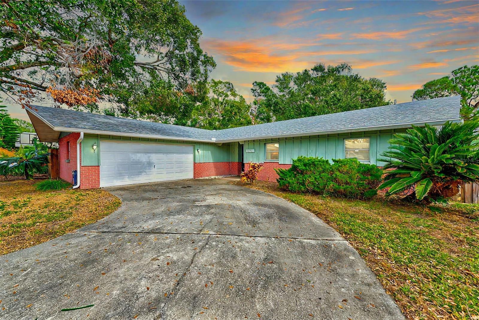 Property Photo:  13211 111th Lane  FL 33778 