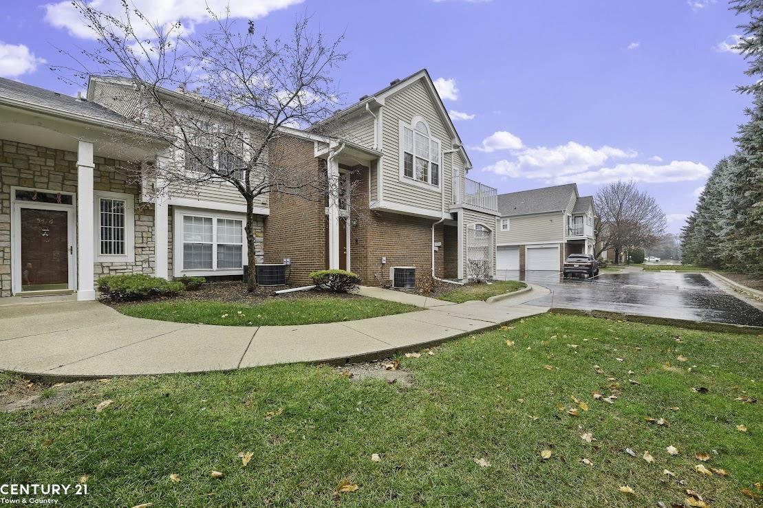 5472 Pine Aires Drive  Sterling Heights MI 48314 photo