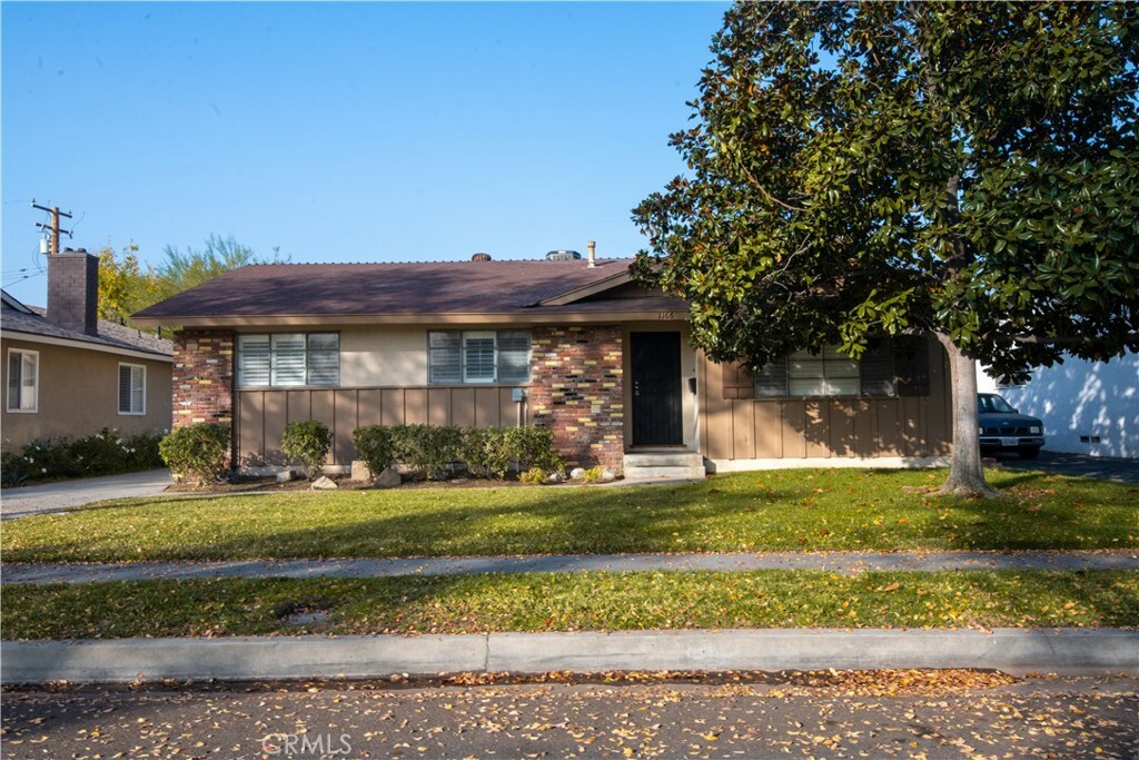 Property Photo:  1166 E Alexander Avenue  CA 92404 