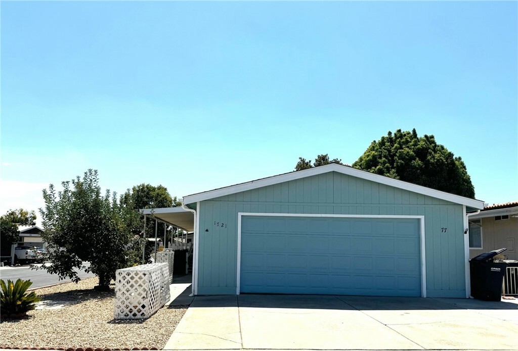 Property Photo:  1721 Hoop Way  CA 92545 