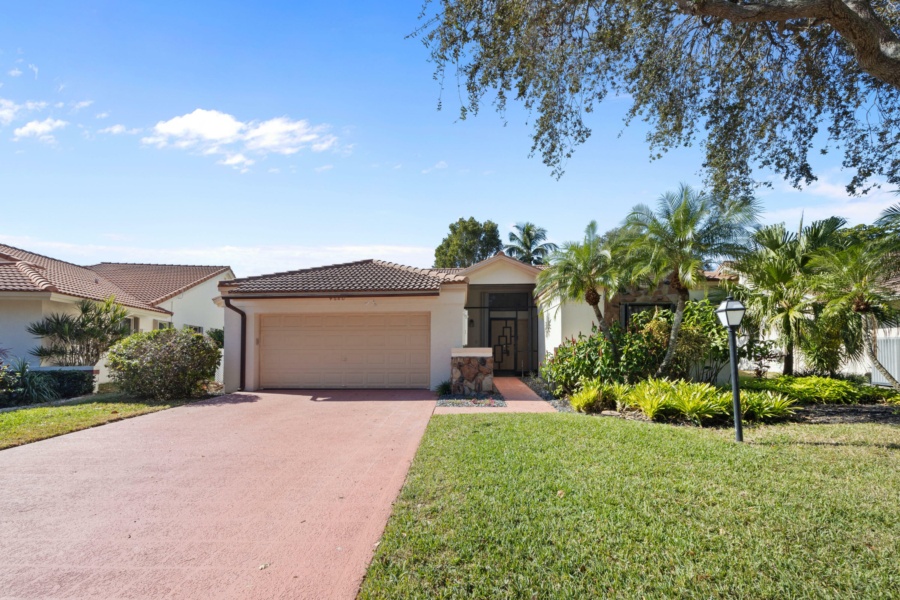 Property Photo:  4680 Catamaran Circle  FL 33436 