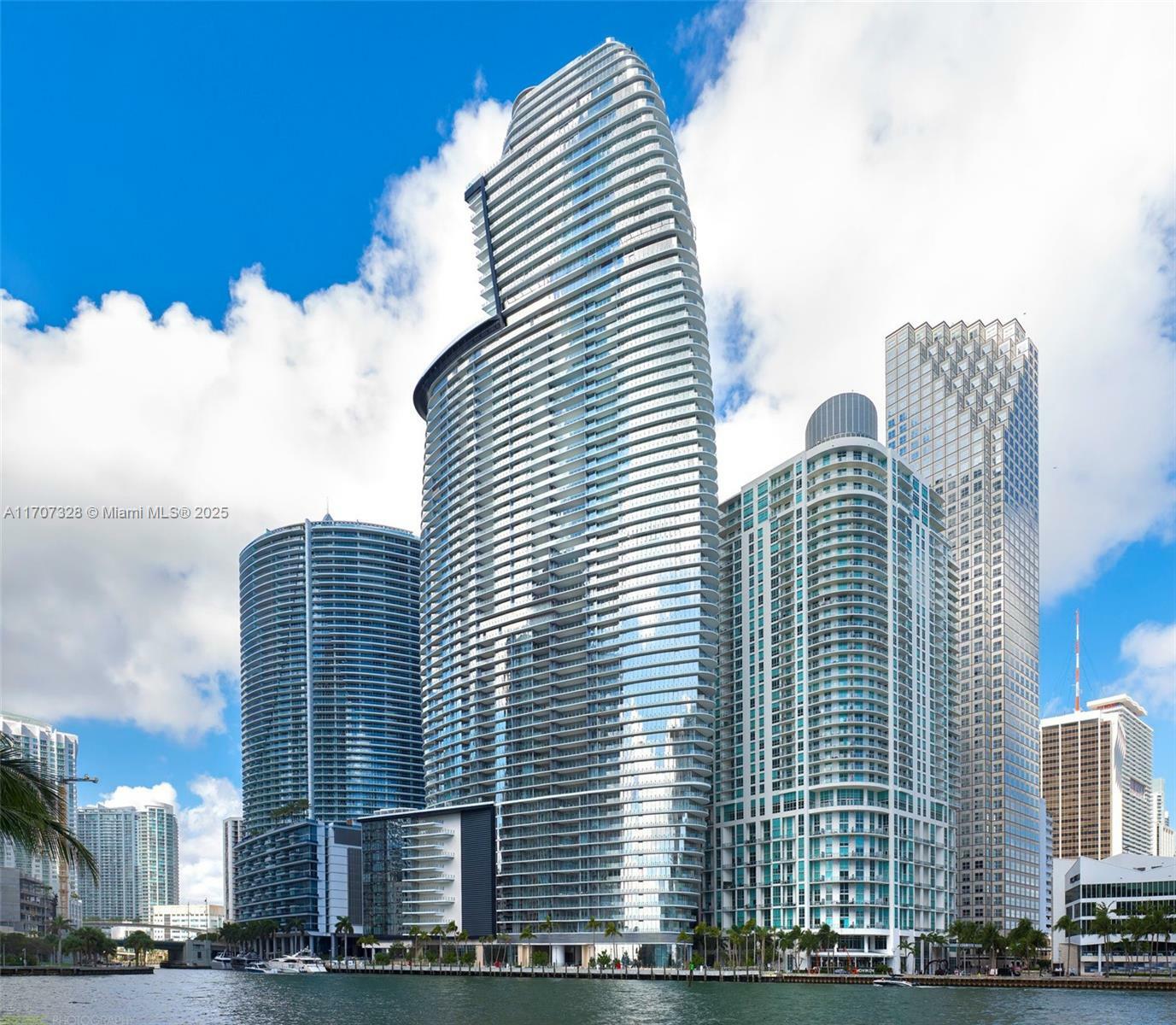 Property Photo: 300 Biscayne Blvd Way 3406 FL 33131