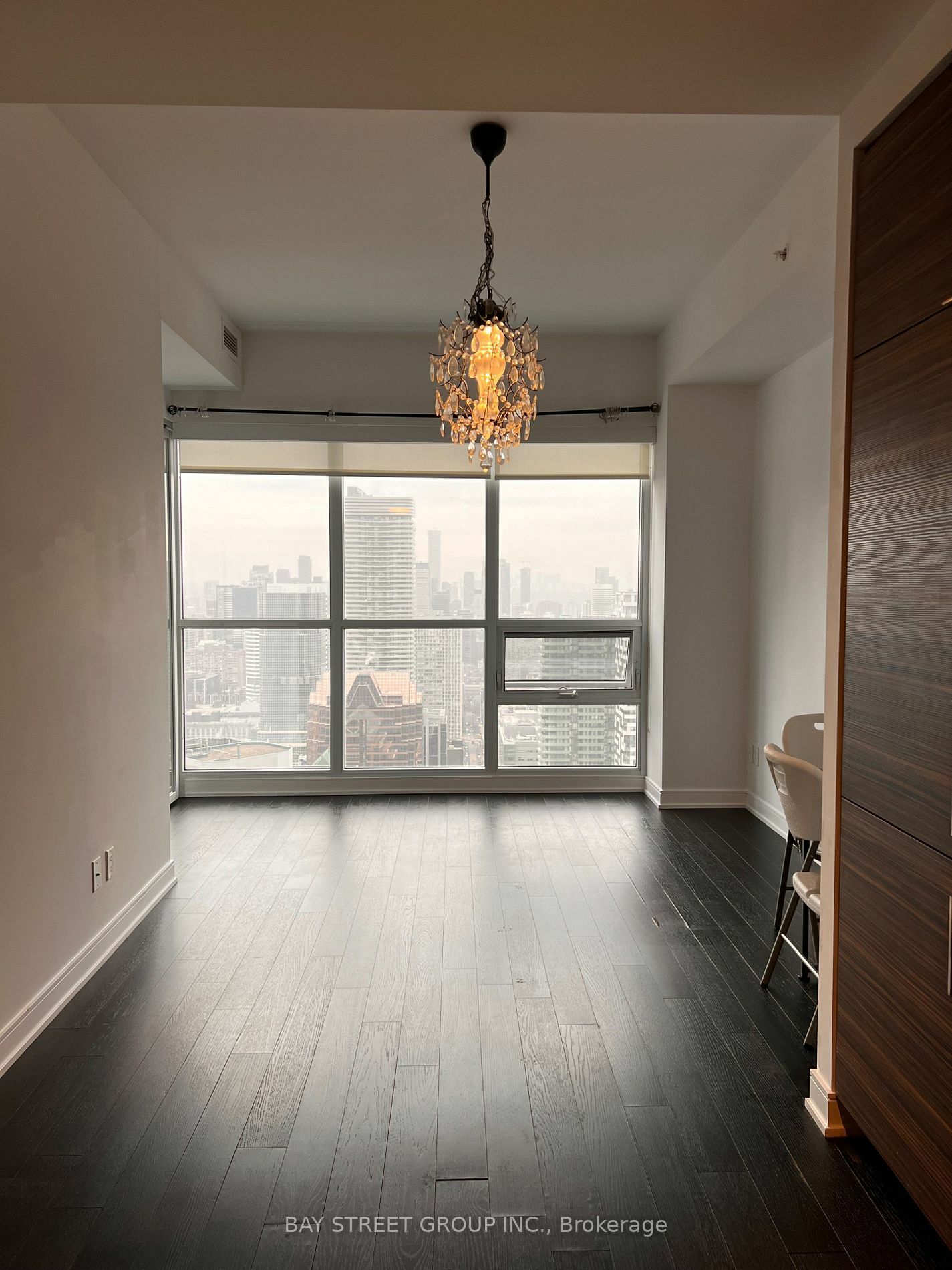 Property Photo:  88 Scott St 5203  ON M5E 0A9 