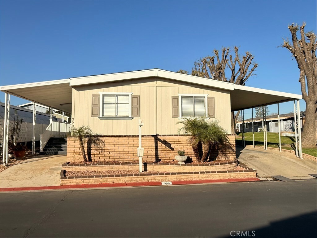 Property Photo:  1456 E Philadelphia Street 300  CA 91761 