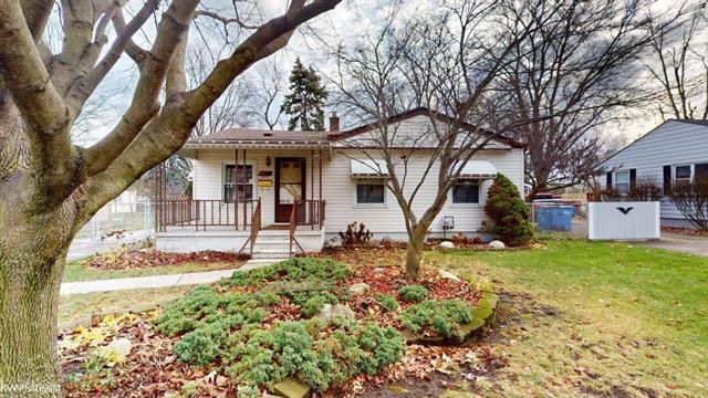 Property Photo:  4266 Orr Avenue  MI 48091 