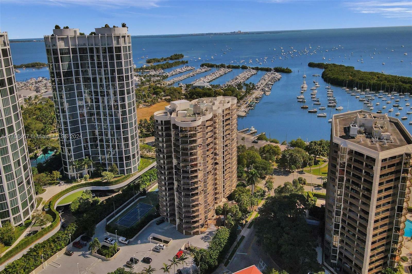 Property Photo:  2843 S Bayshore Dr 4C  FL 33133 