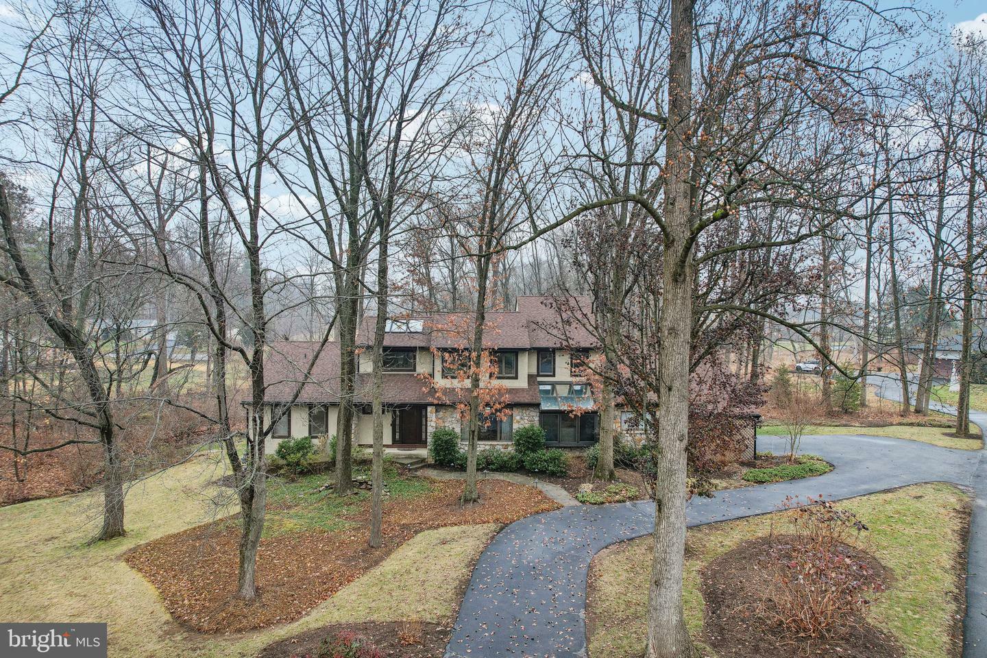 Property Photo:  1563 Oak Hollow Drive  PA 19002 