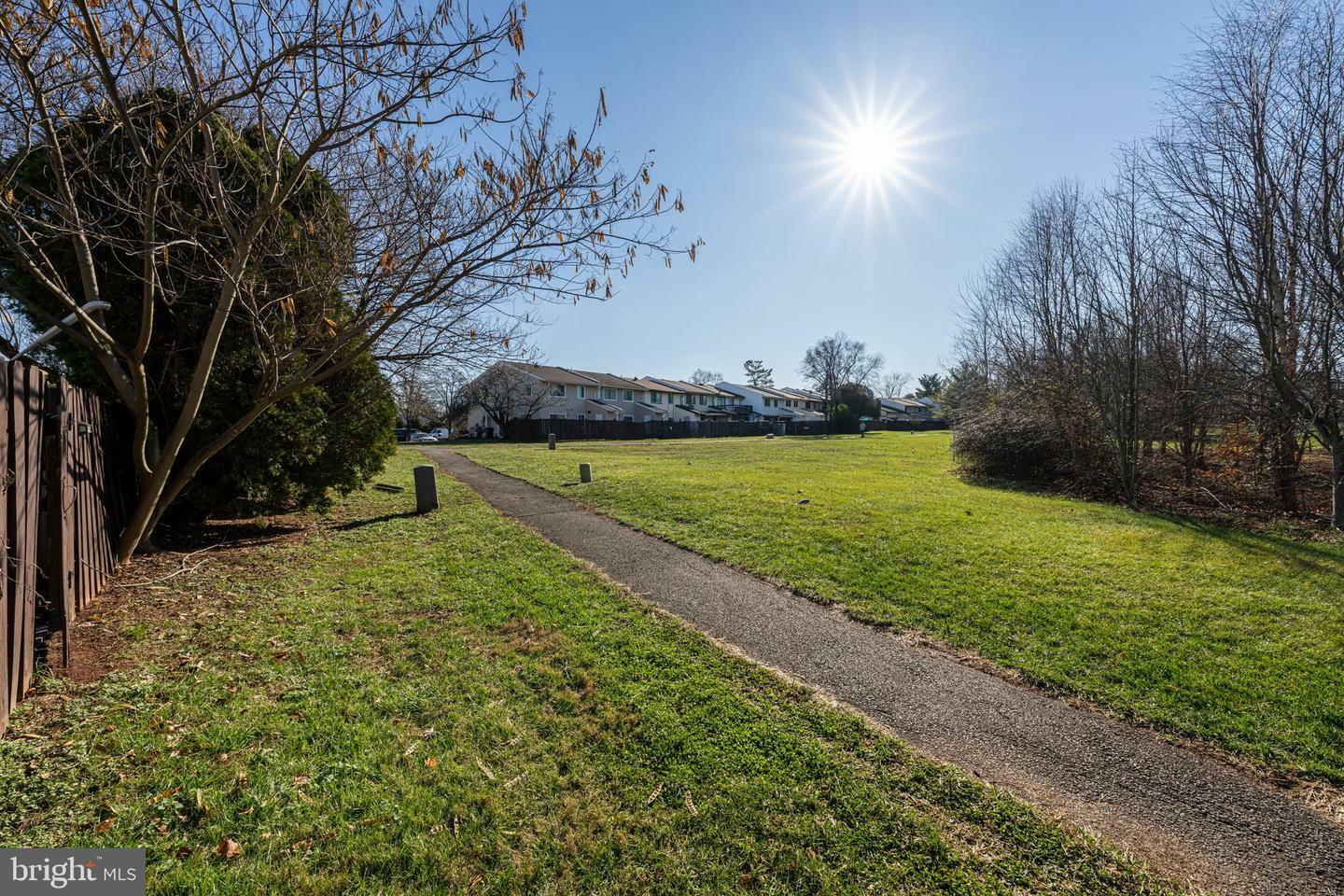 Property Photo:  15 Carolina Court  VA 20164 