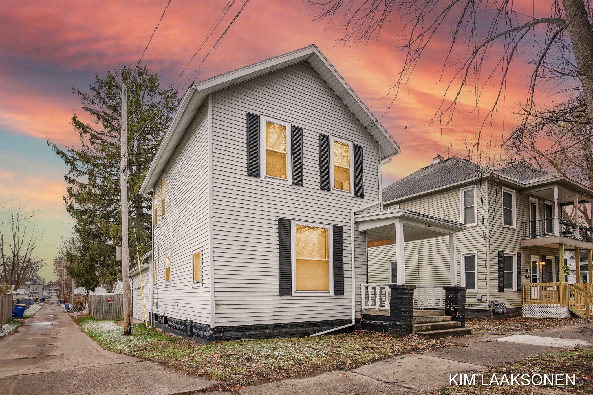 Property Photo:  1116 12th Street NW  MI 49504 