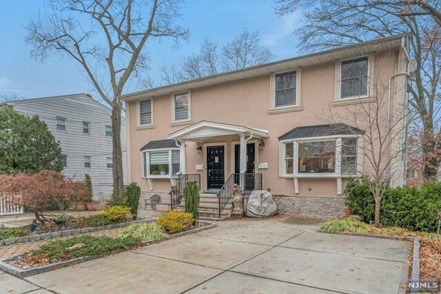 Property Photo:  411 Oak Street  NJ 07657 