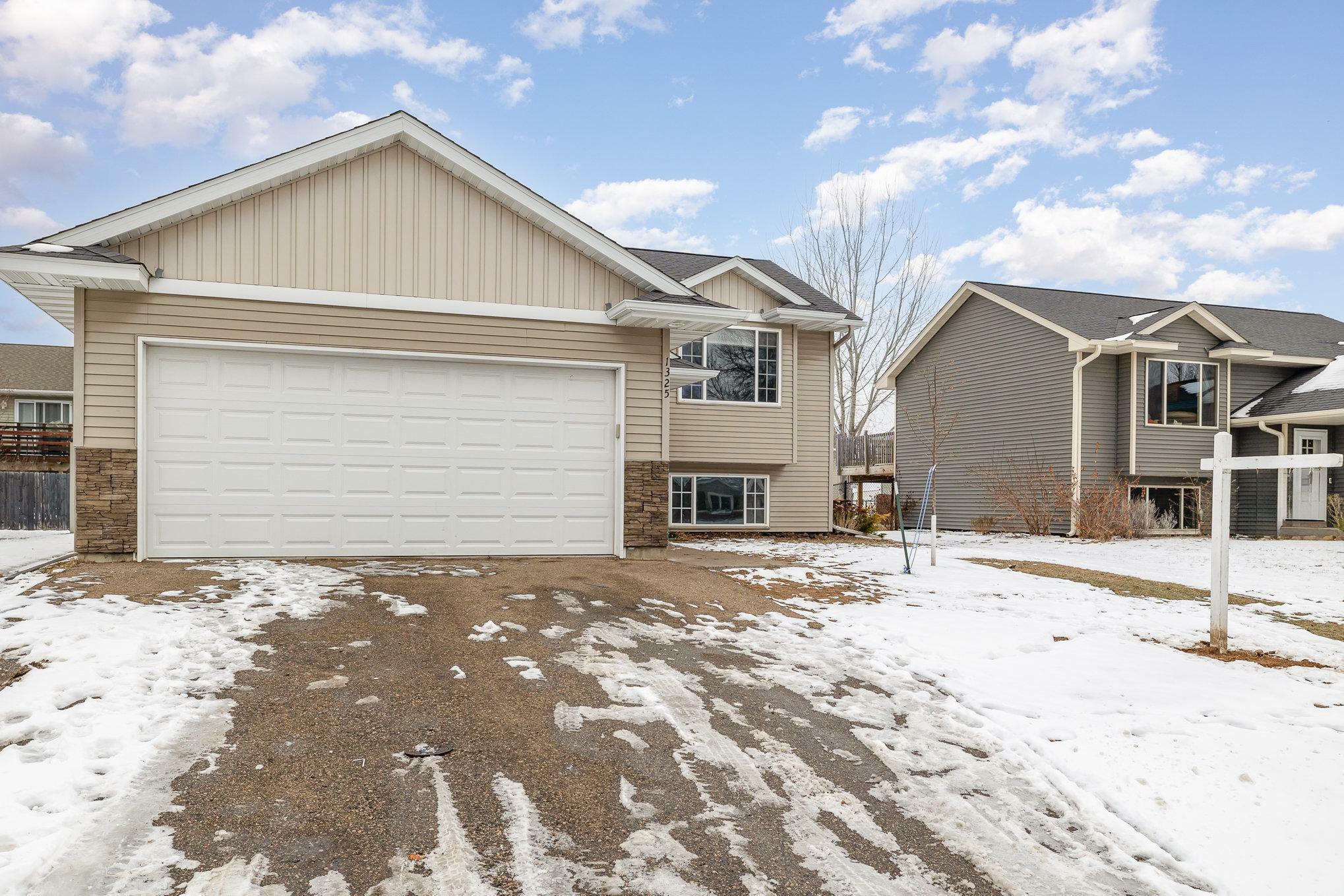 Property Photo:  1325 Falcon Place  WI 54017 