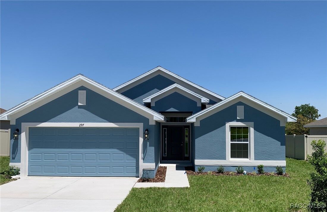 Property Photo: 297 W Twisted Oaks Drive FL 34465