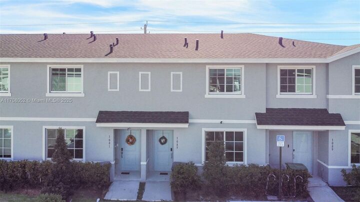 1085 NW 4th Ter  Florida City FL 33034 photo