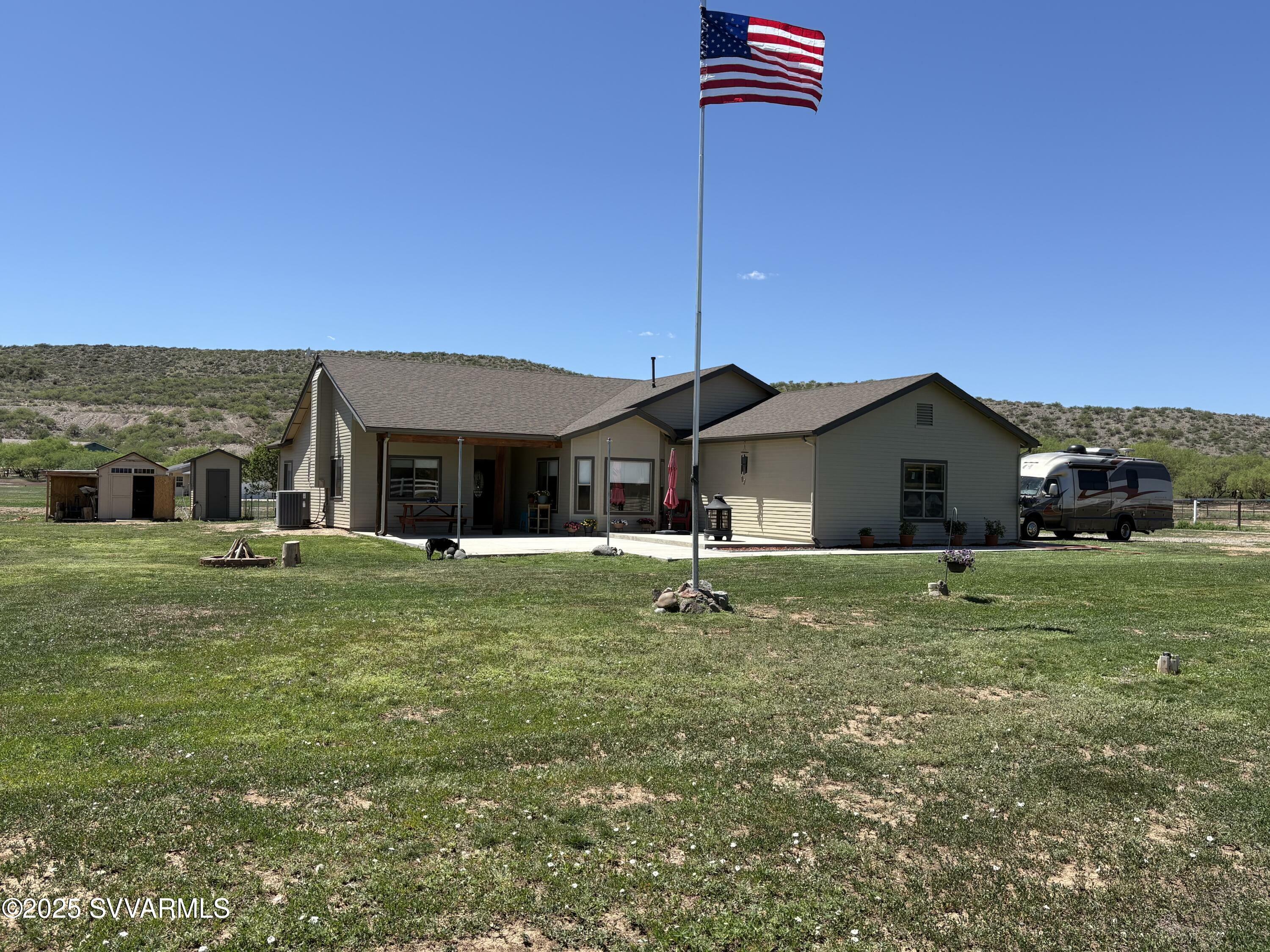 Property Photo: 455 E Flint Knap Way AZ 86322