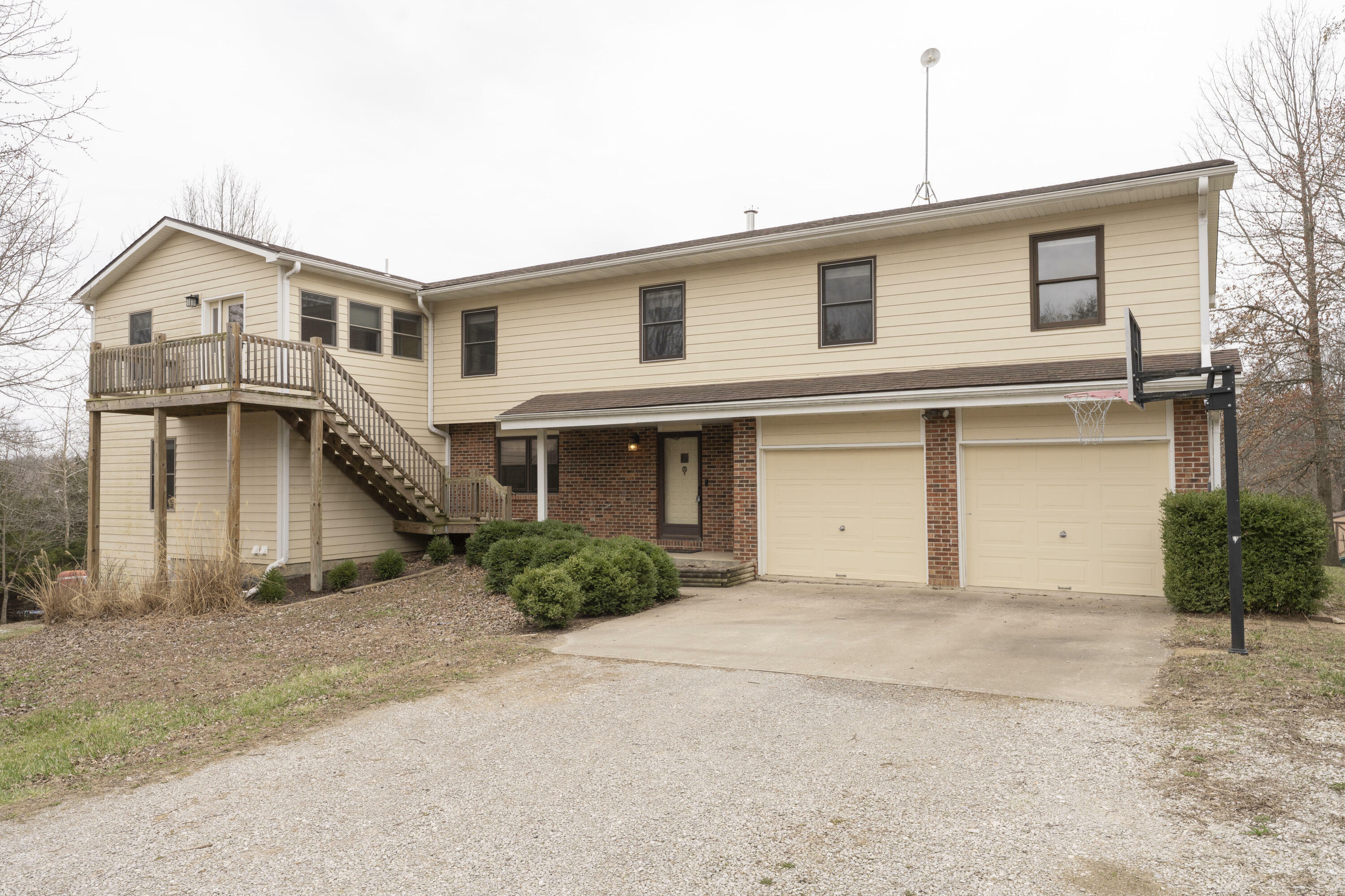 Property Photo: 12500 W Rocheport Gravel Rd MO 65279