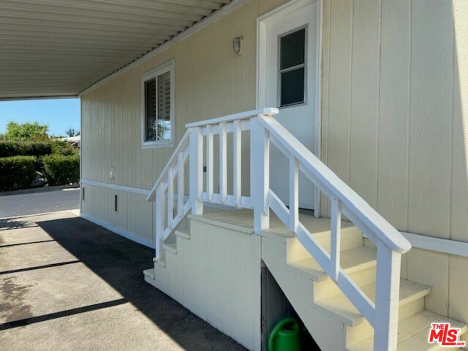 Property Photo:  29500 Heathercliff Rd 38  CA 90265 