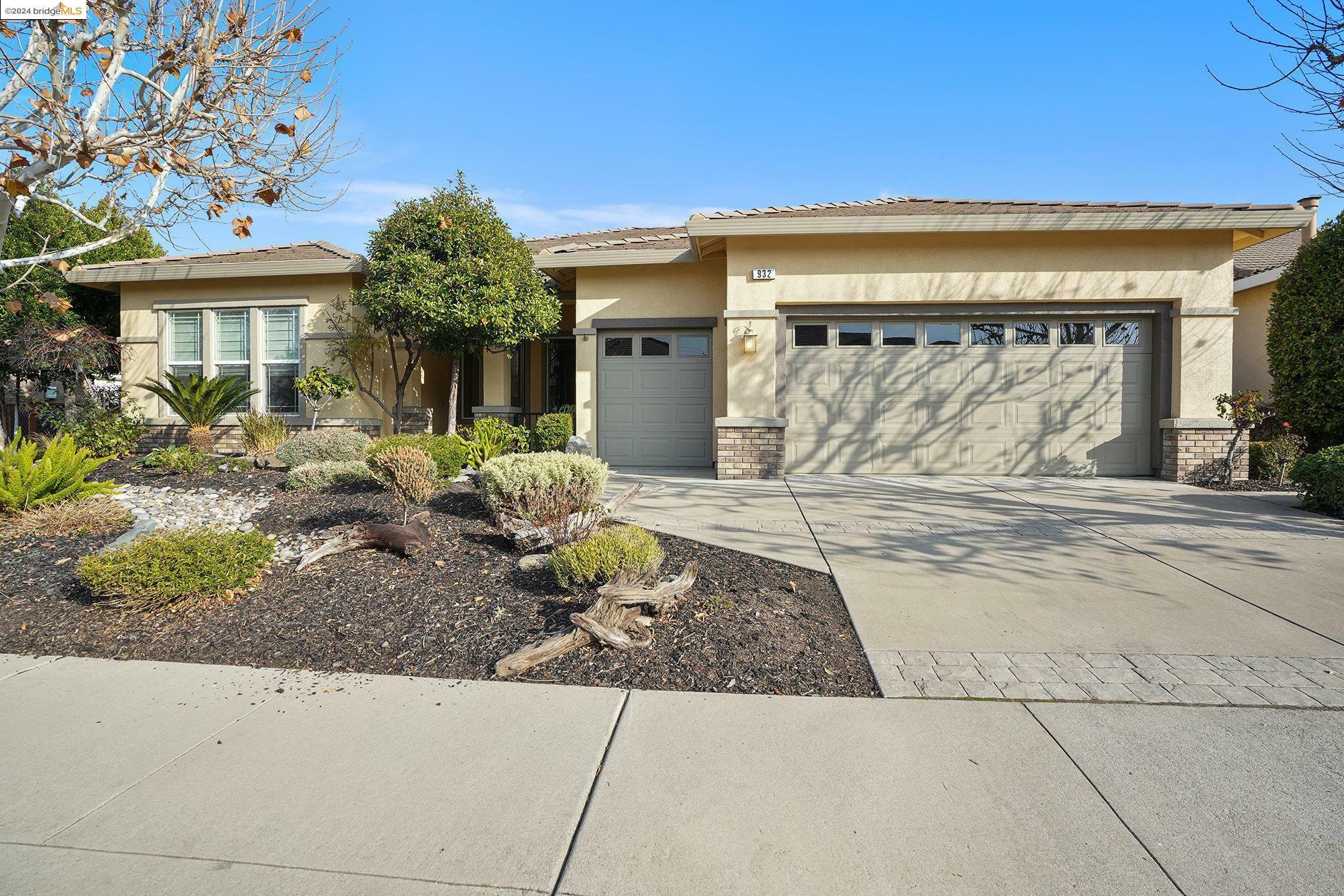 Property Photo:  932 Centennial Dr  CA 94513 