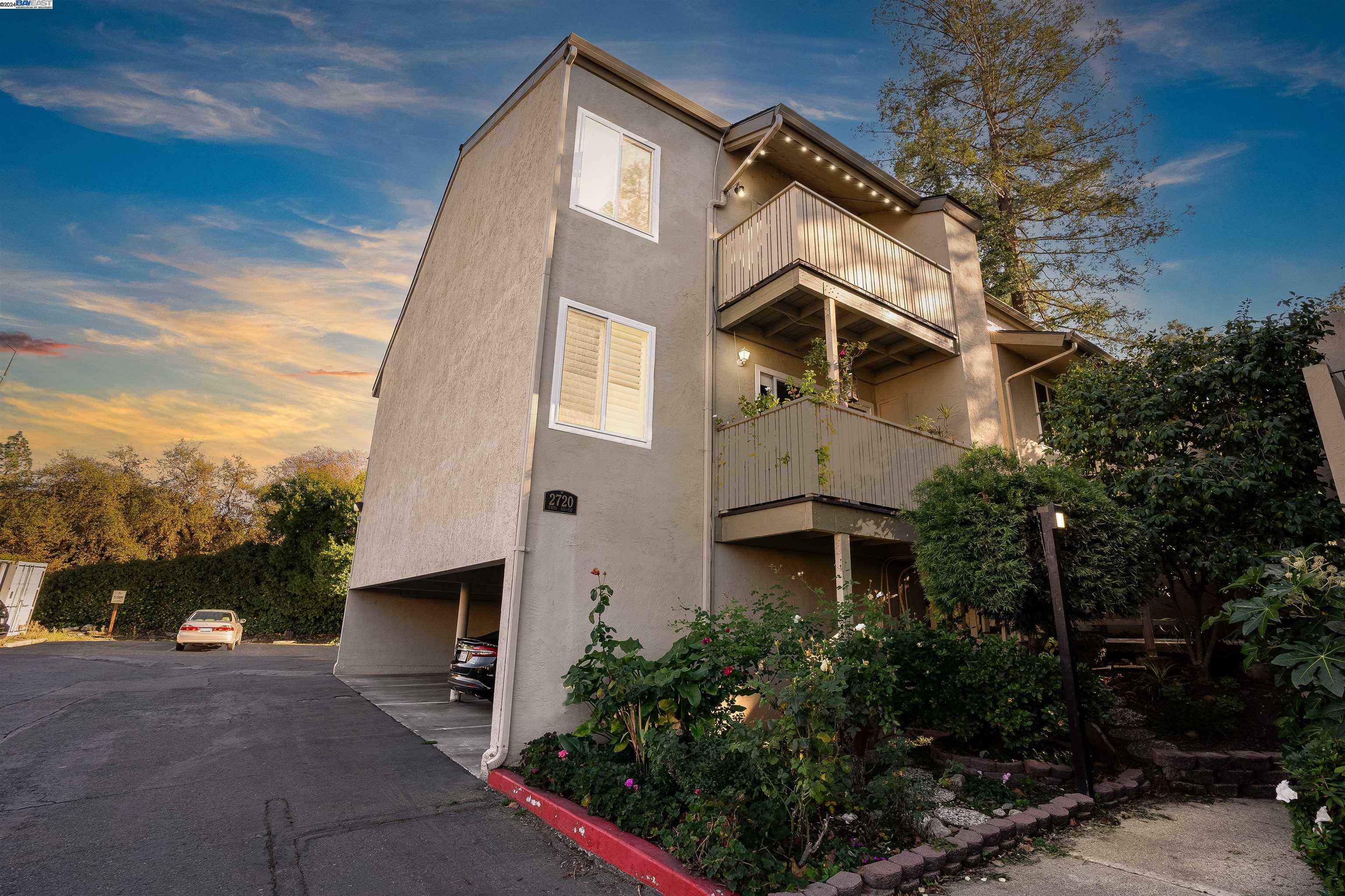 Property Photo:  2720 Oak Rd 136  CA 94597 