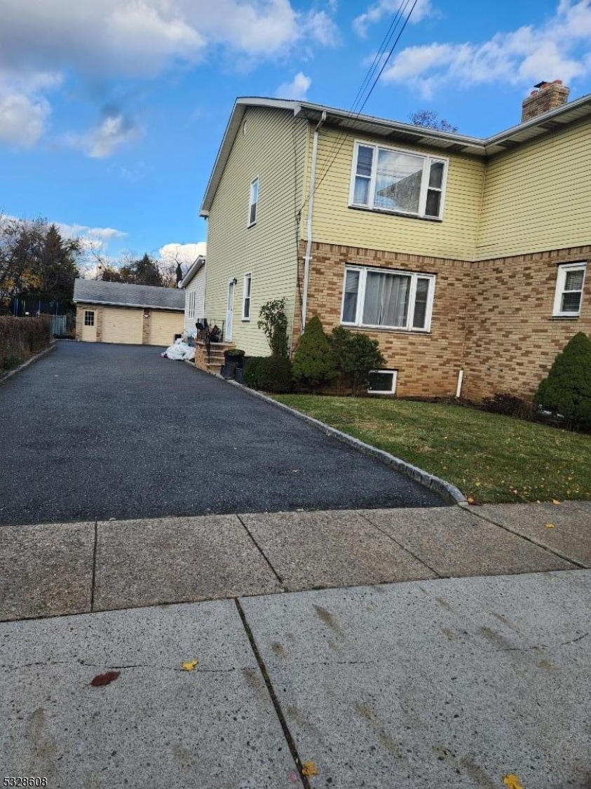 Property Photo:  17 Maple St 1C  NJ 07003 