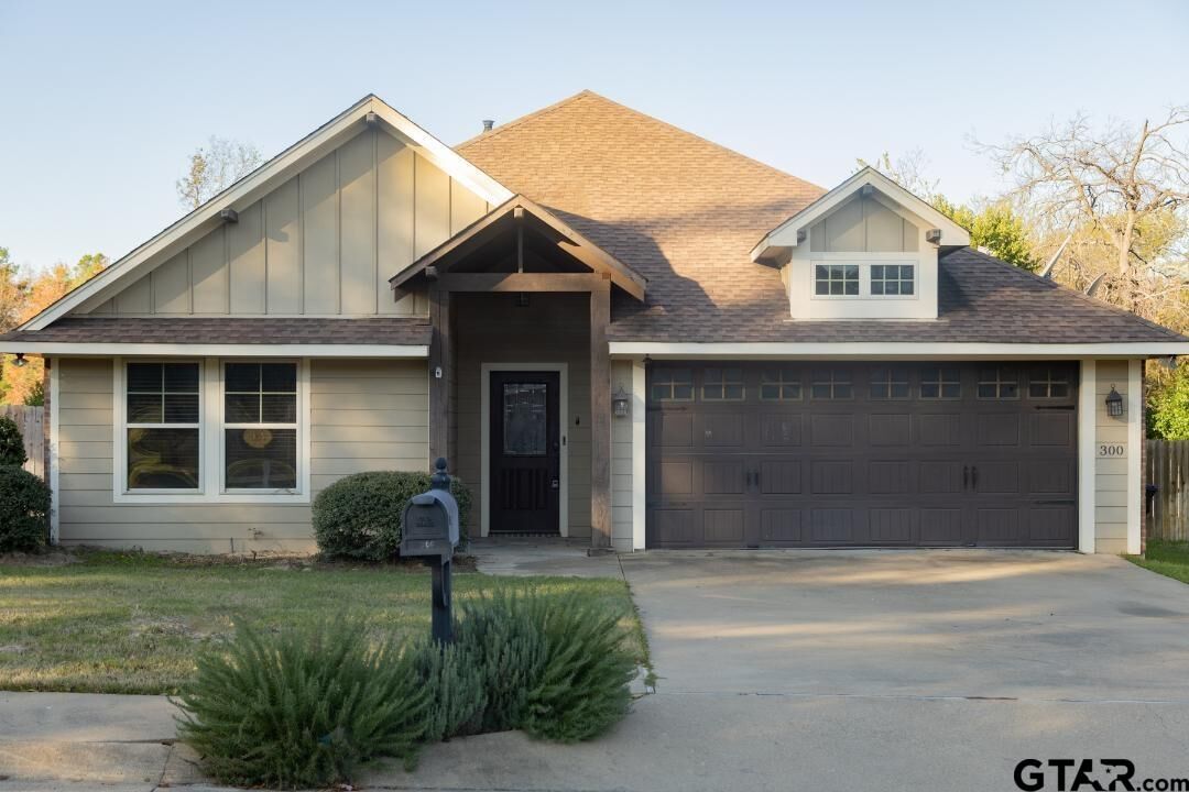 Property Photo: 300 Rita Drive TX 75771