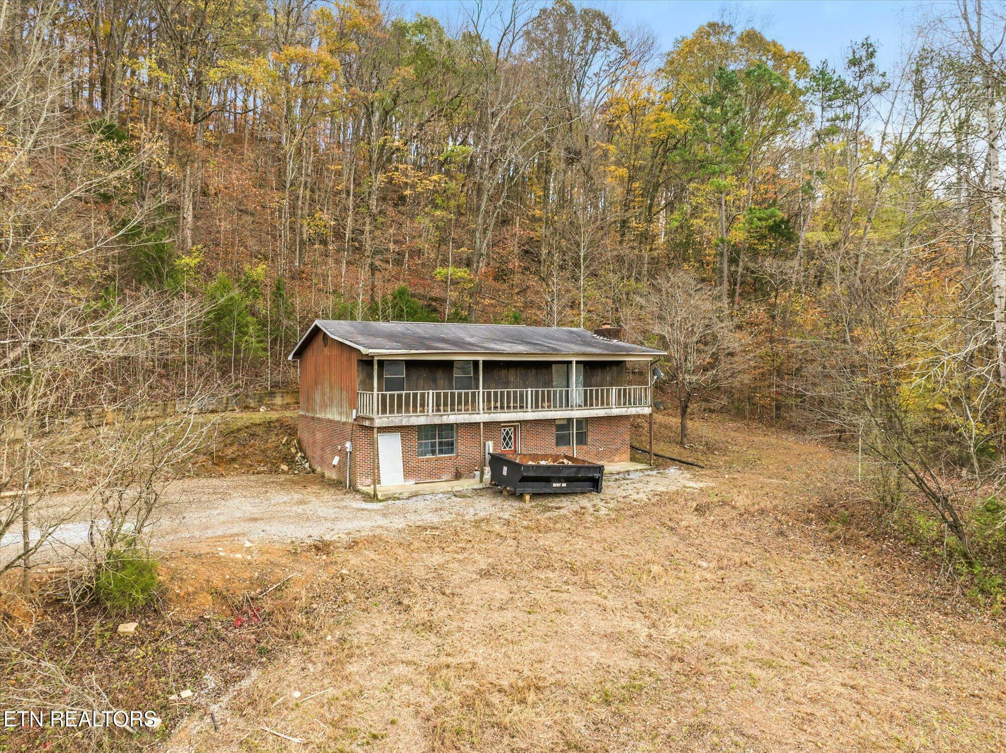 Property Photo:  141 County Road 112  TN 37303 