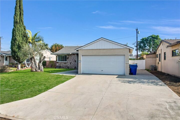Property Photo:  10914 Gladhill Road  CA 90604 
