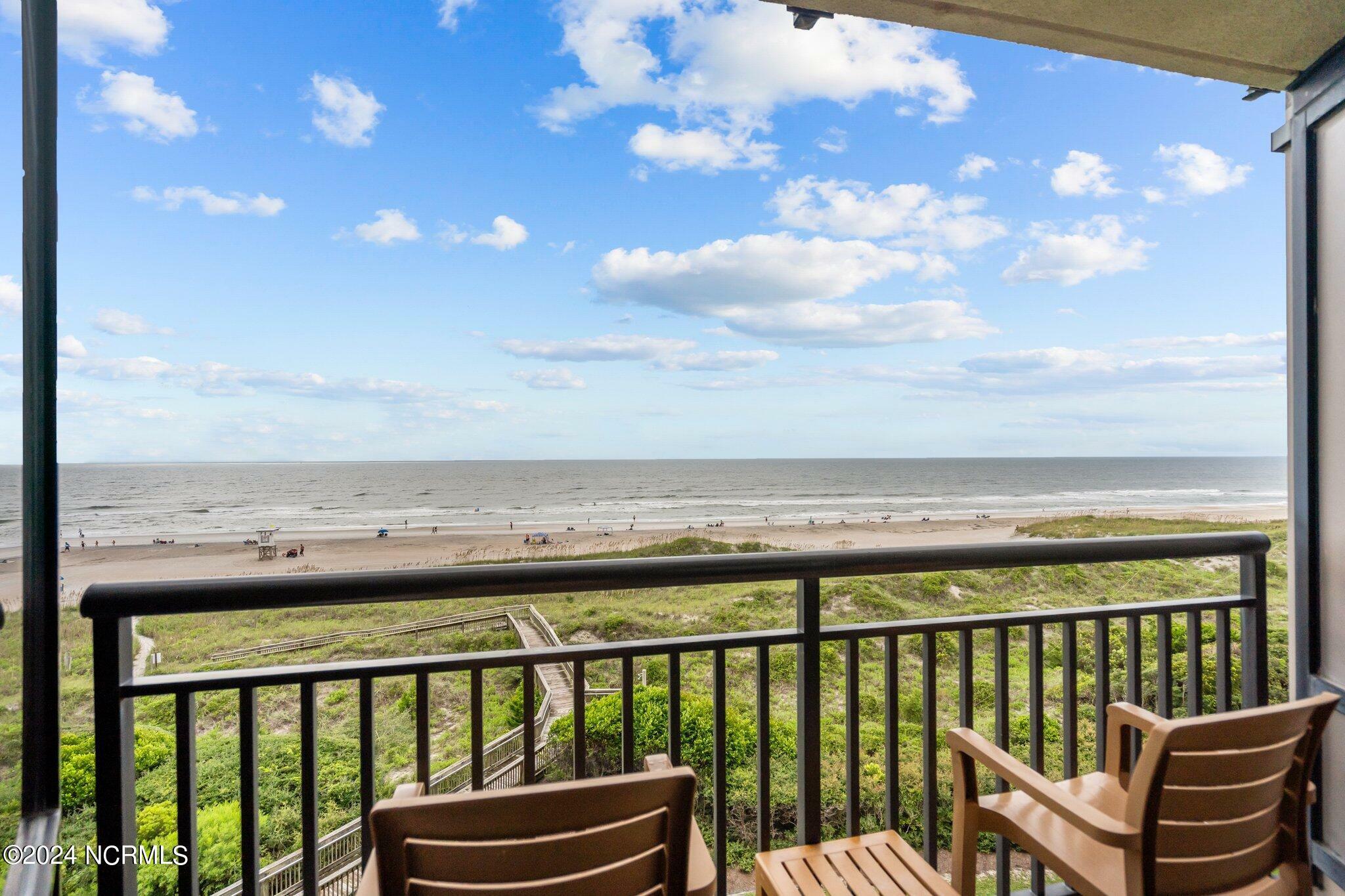 Property Photo: 2700 Lumina Avenue N Unit 516 NC 28480