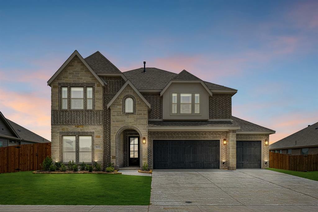 Property Photo: 2032 Picnic Creek TX 75115