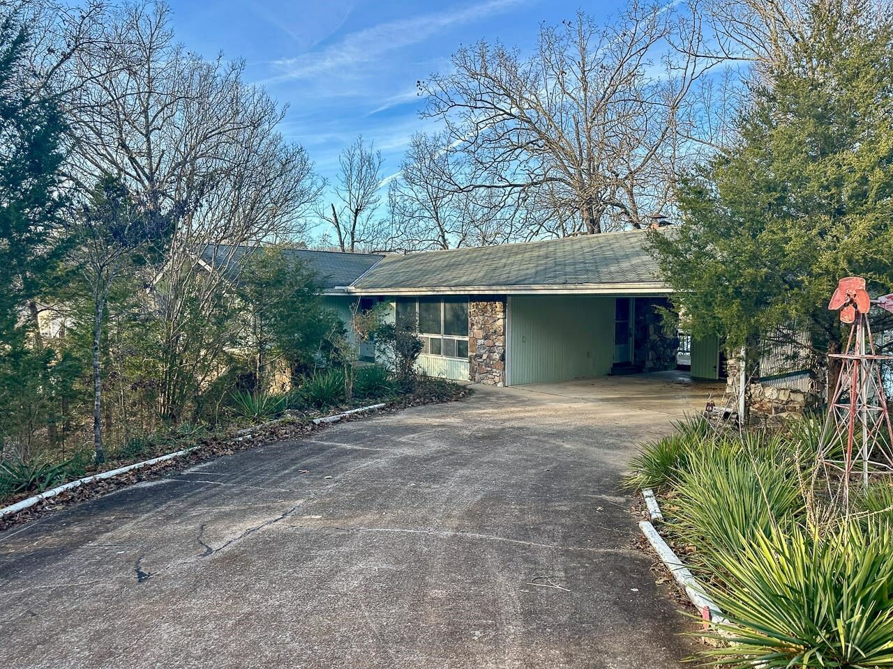 Property Photo: 116 Isleta Drive AR 72529
