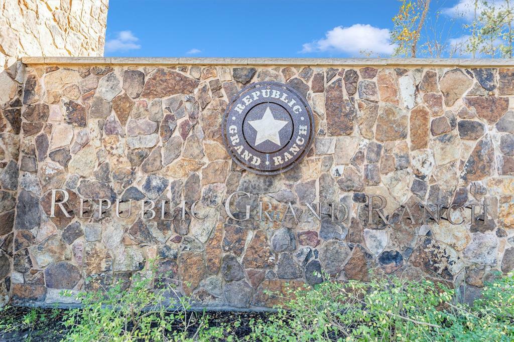 15750 Wood Grove Way  Willis TX 77378 photo