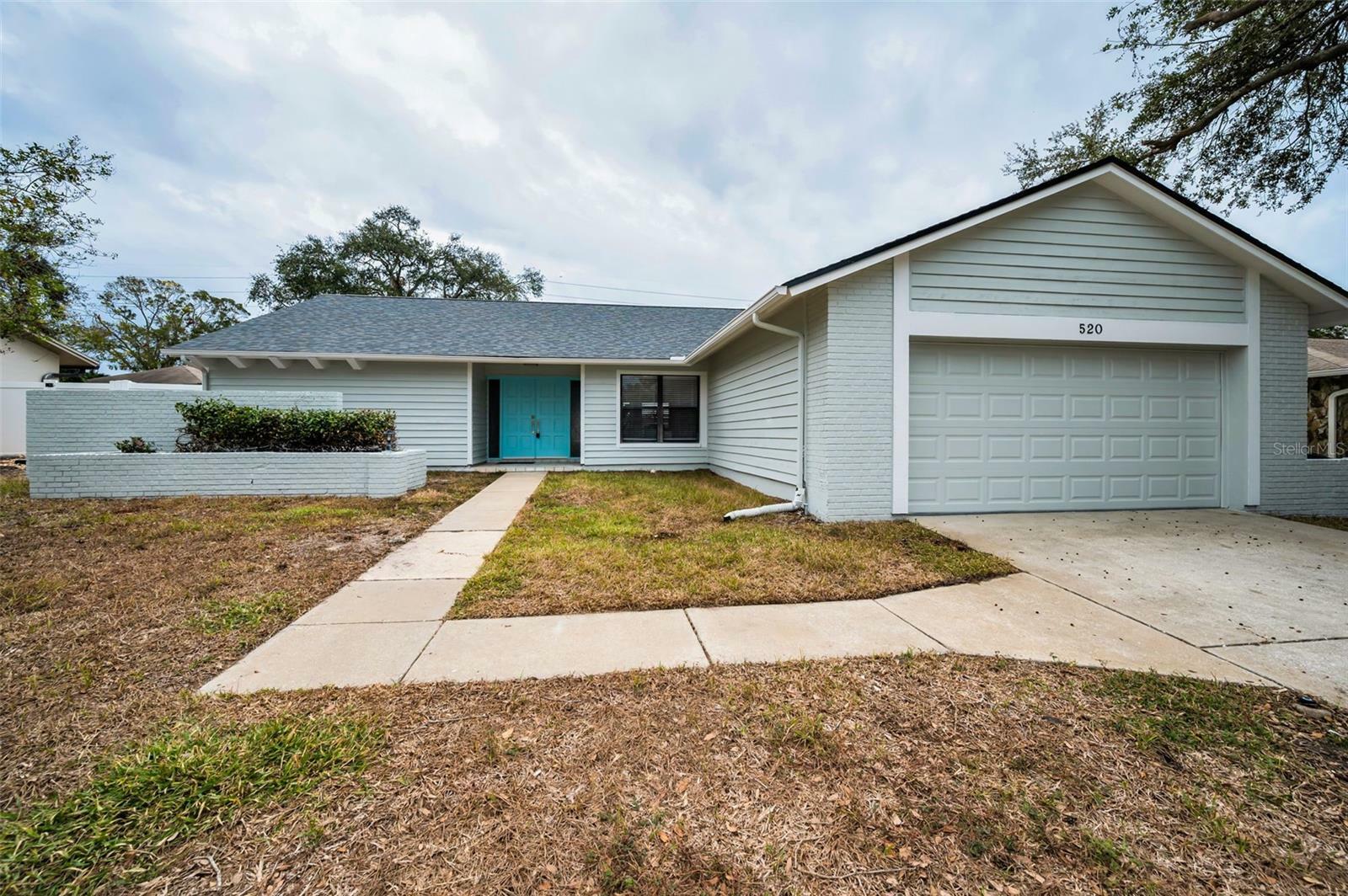 Property Photo: 520 Meravan Drive FL 34683