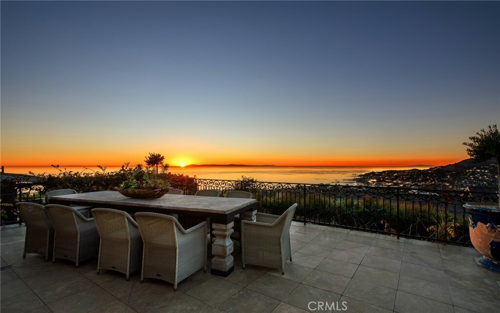 Property Photo: 1330 Temple Hills Drive CA 92651