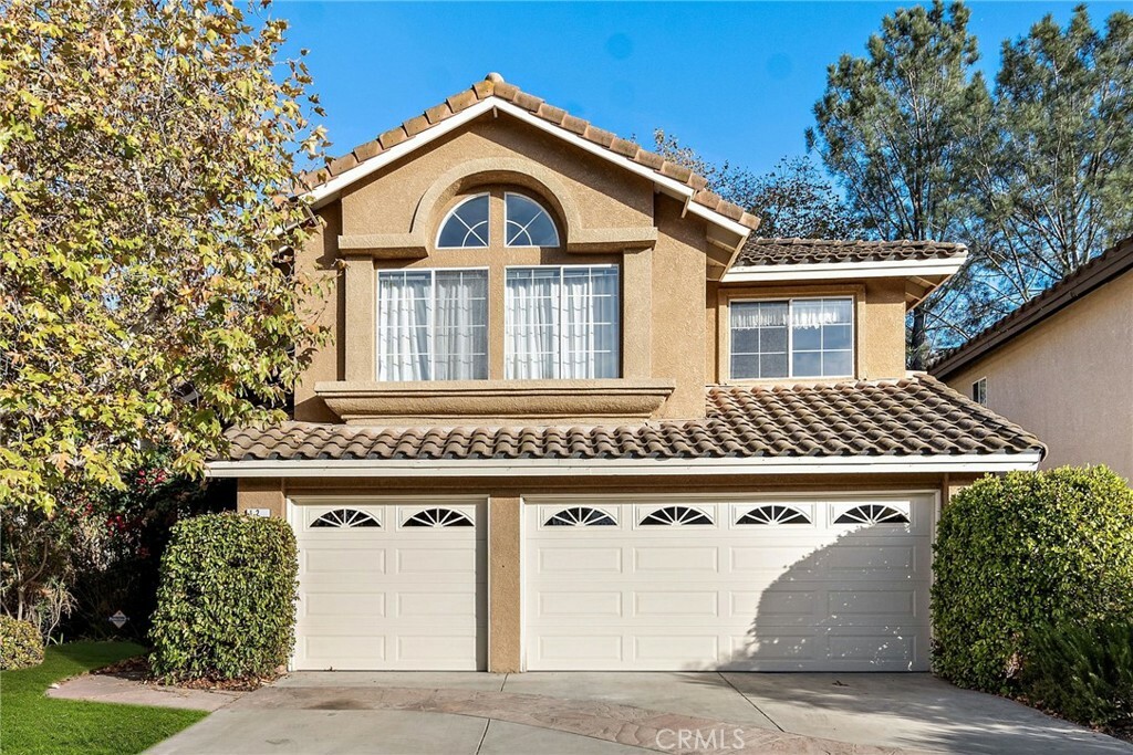 Property Photo:  2 Chickadee Lane  CA 92656 