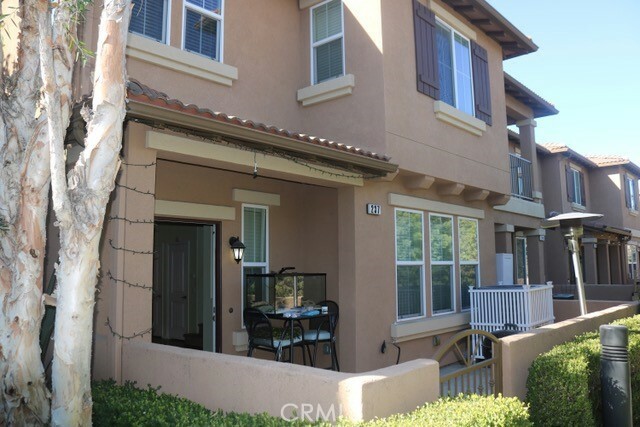 Property Photo:  237 West Linden Drive  CA 92865 