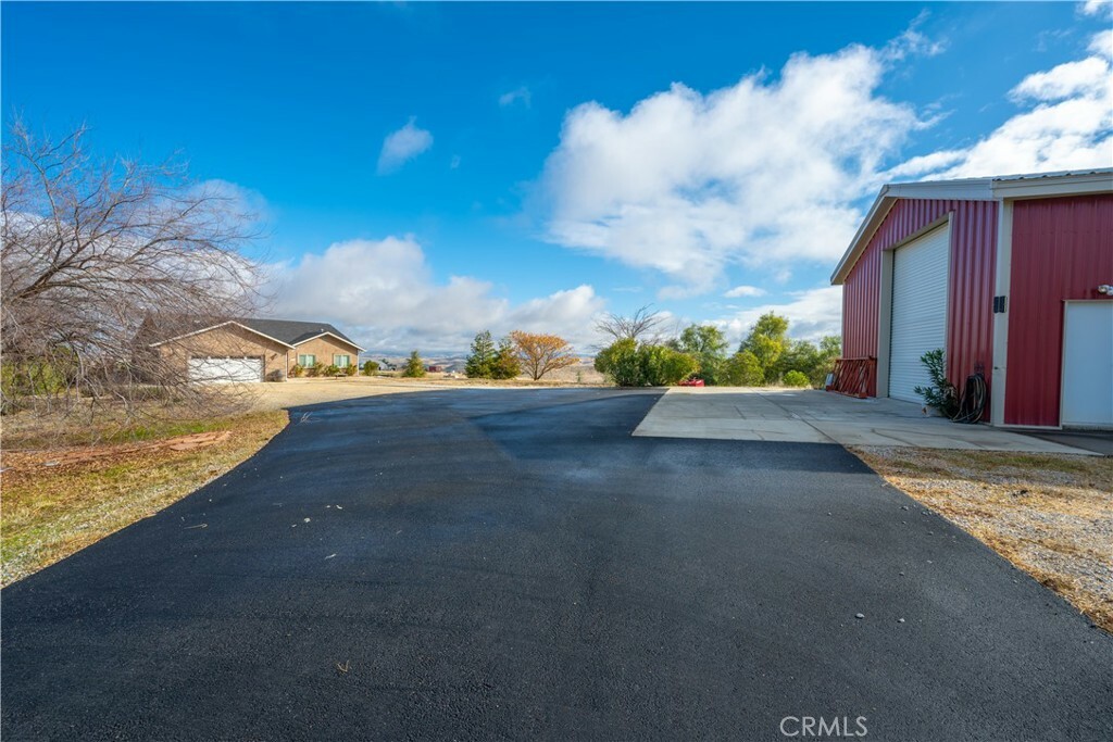 Property Photo:  3443 Sunburst Road  CA 93446 