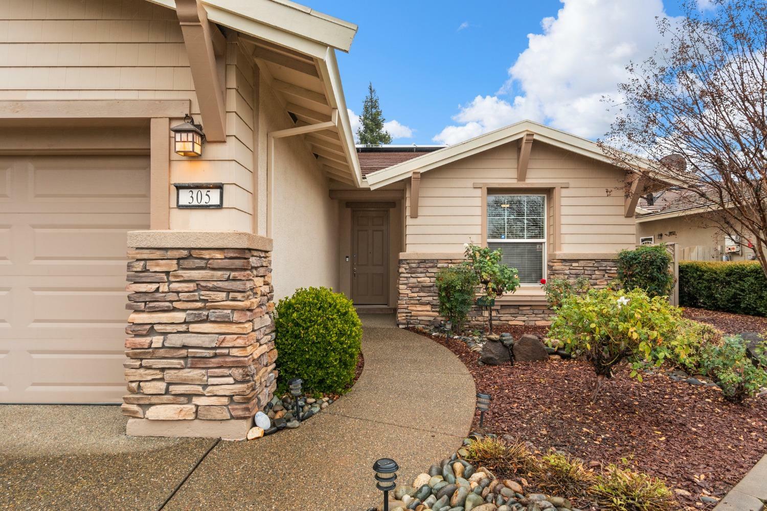 Property Photo:  305 Timberland Court  CA 95648 