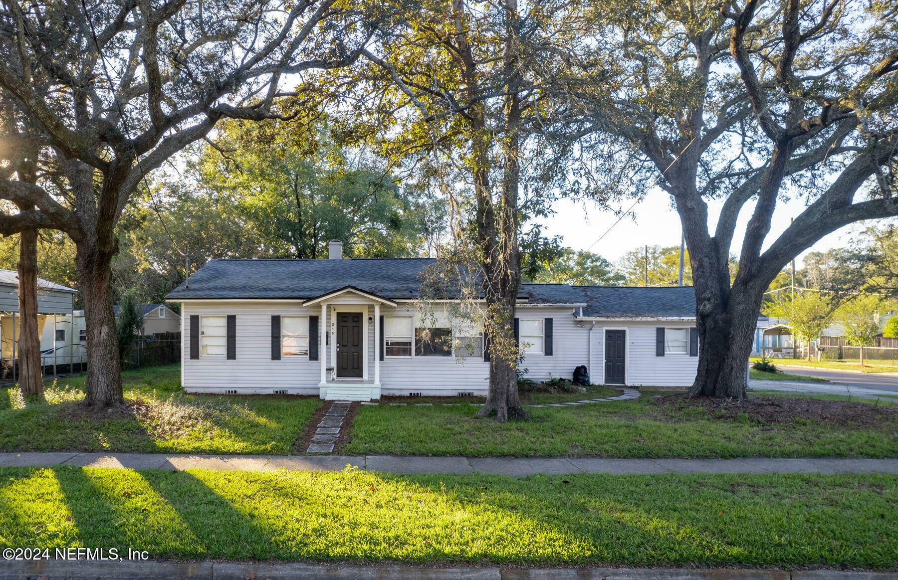 Property Photo:  1046 Mackinaw Street  FL 32254 