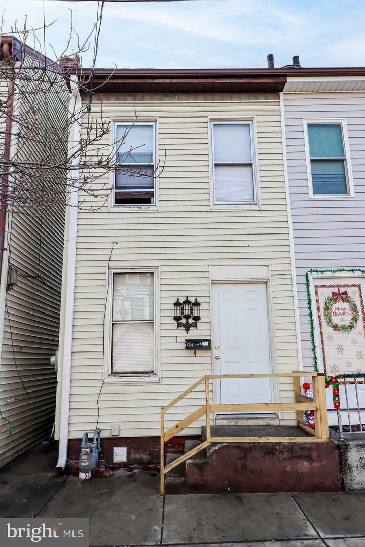 Property Photo:  124 N Penn Street  PA 17401 