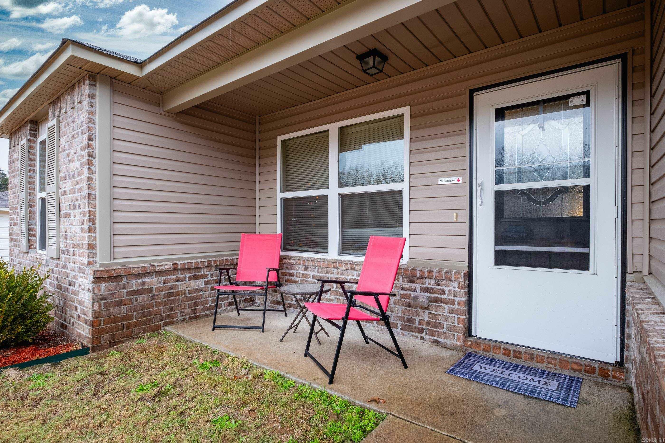 Property Photo:  1816 Honeycomb Street  AR 72170 